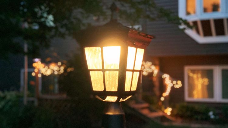 solar lights for corporate campuses